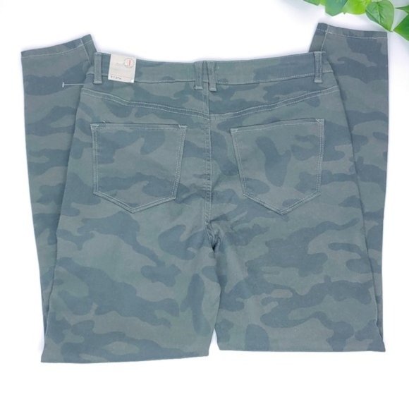 NWT - Jolt Camo Prints High Rise Jeggings 27W - Picture 5 of 6